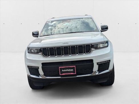 New 2025 Jeep Grand Cherokee L Limited image 6