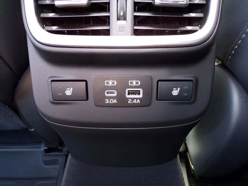 Certified 2025 Subaru Outback Limited image 18