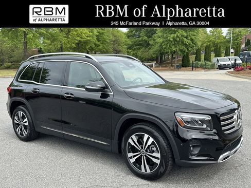 Certified 2025 Mercedes-Benz GLB 250 image 1