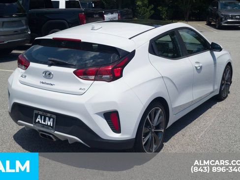 Used 2019 Hyundai Veloster 2.0 Premium FWD image 5