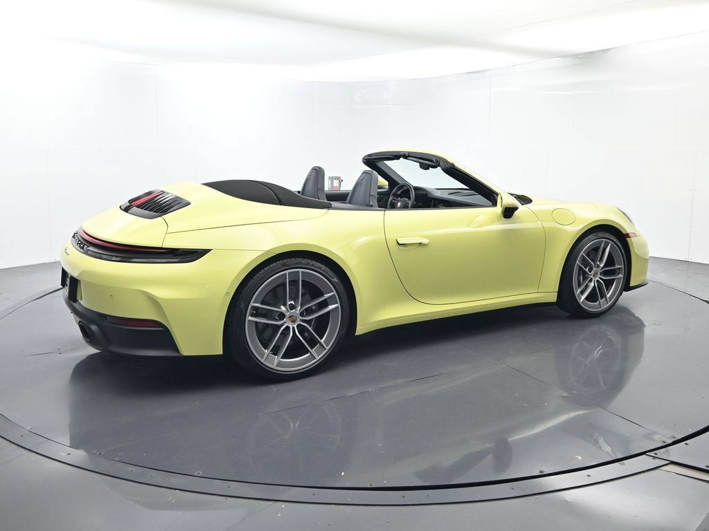 Certified 2025 Porsche 911 Carrera RWD image 2