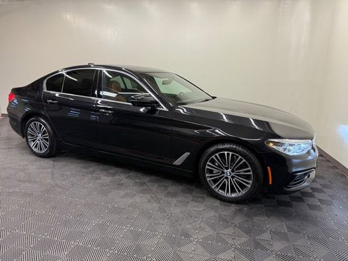 Used 2017 BMW 540i xDrive w/ Premium Package image 18