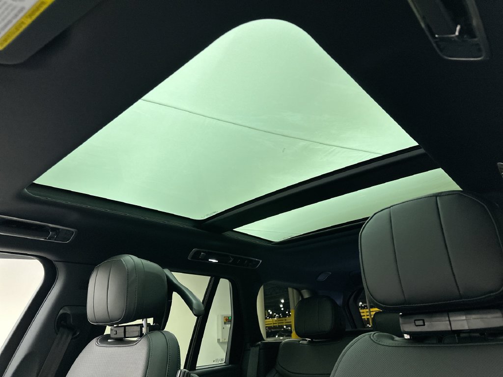 New 2027 Land Rover Range Rover SE AWD/4WD image 11