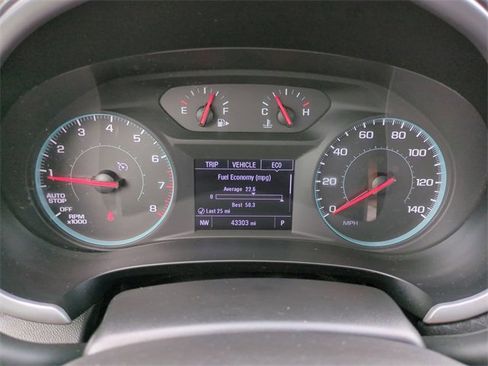 Used 2024 Chevrolet Malibu LT image 31