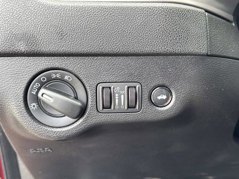 Used 2023 Dodge Charger SXT image 27