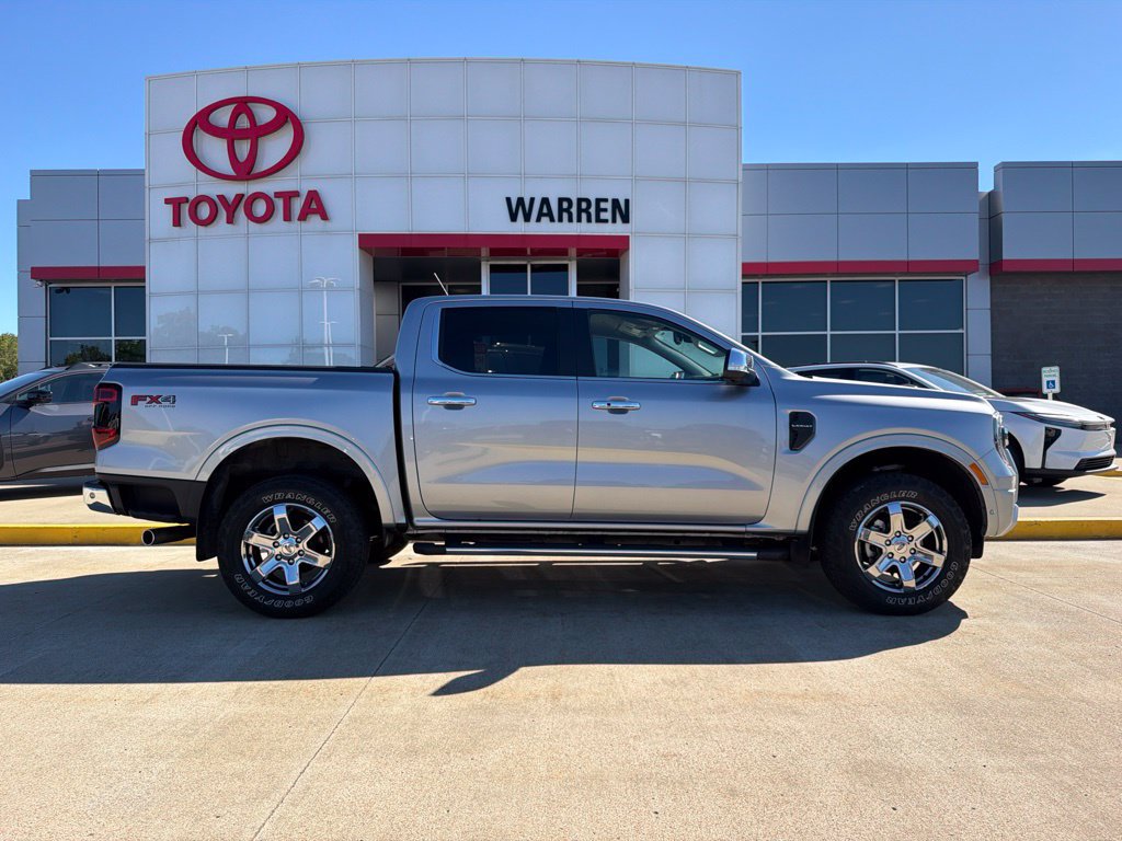 Used 2024 Ford Ranger Lariat w/ FX4 Off-Road Package AWD/4WD image 3