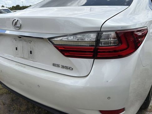Used 2017 Lexus ES 350 w/ Premium Package FWD image 11