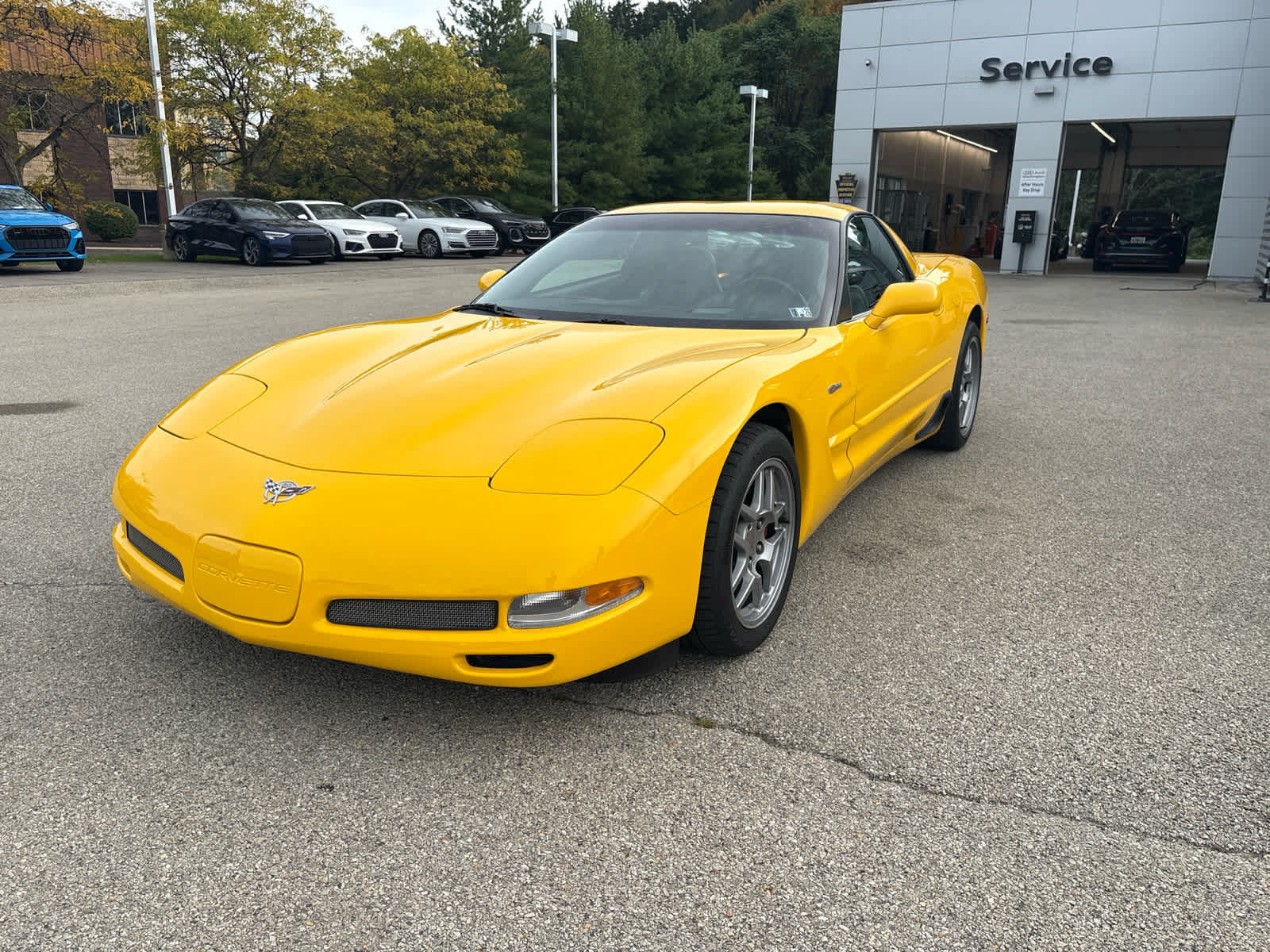 Used 2003 Chevrolet Corvette Z06 w/ Memory Package, 3 Drivers RWD image 1