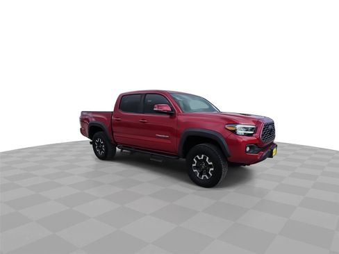 Used 2021 Toyota Tacoma TRD Off-Road w/ Technology Package AWD/4WD image 2