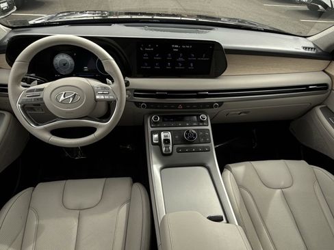Used 2023 Hyundai Palisade Limited image 22