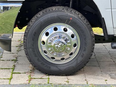 New 2026 RAM 3500 Tradesman w/ Chrome Appearance Group image 8
