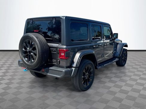Used 2022 Jeep Wrangler Unlimited Sahara w/ Cold Weather Group AWD/4WD image 6