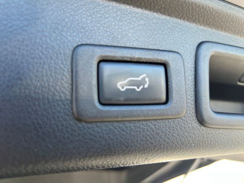 Used 2017 Subaru Forester 2.5i Limited image 26