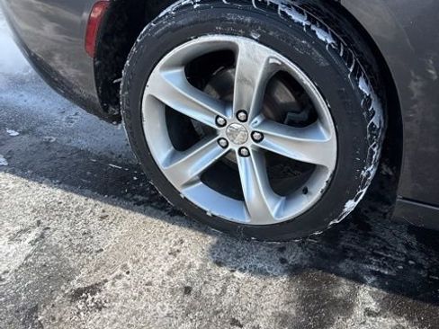 Used 2016 Dodge Charger R/T image 12