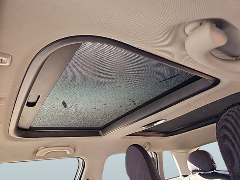 Used 2025 MINI Cooper S image 34