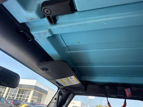 Used 2008 Jeep Wrangler Unlimited Sahara AWD/4WD image 17