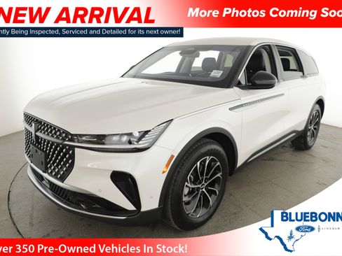 Used 2024 Lincoln Nautilus Premier image 1