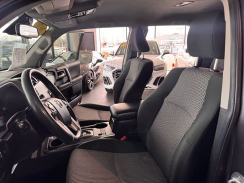 Used 2021 Toyota 4Runner SR5 RWD image 10