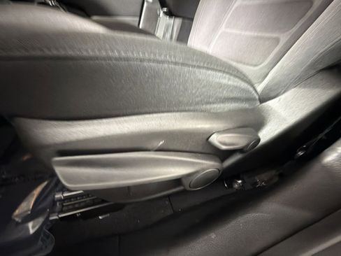 Used 2019 Jeep Renegade Latitude image 14