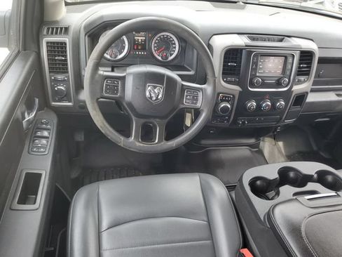 Used 2022 RAM 1500 Tradesman w/ Chrome Appearance Group AWD/4WD image 12