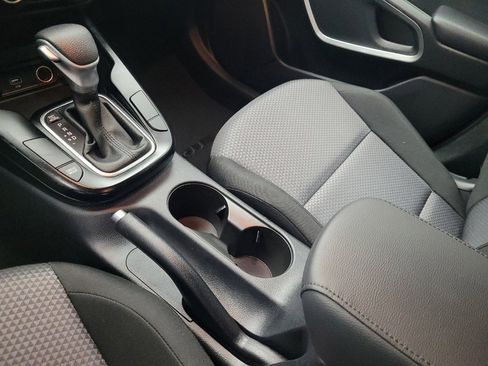 Used 2025 Kia Soul LX image 26