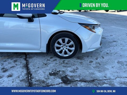 Used 2025 Toyota Corolla LE image 8