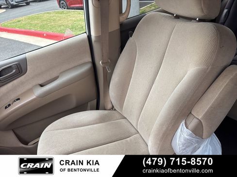 Used 2008 Kia Sedona LX image 17