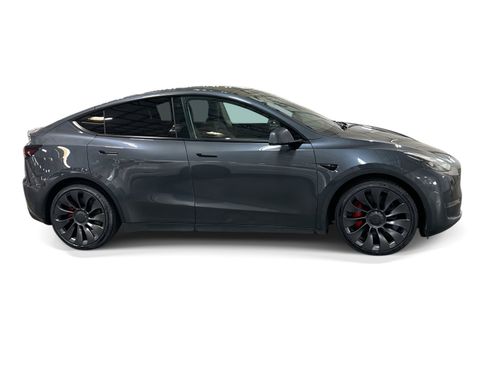 Certified 2022 Tesla Model Y Performance AWD/4WD image 7