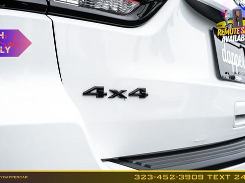 Used 2021 Jeep Grand Cherokee Laredo X AWD/4WD image 10
