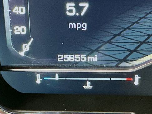 Used 2024 GMC Sierra 2500 AT4X image 36