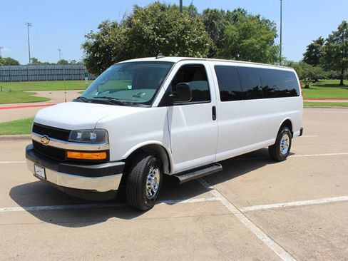 Used 2020 Chevrolet Express 3500 LT w/ LT Preferred Equipment Group RWD image 1