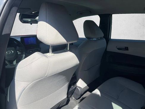 Used 2024 Toyota Corolla Cross L image 18