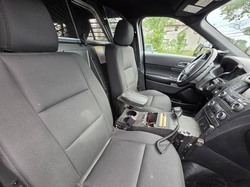 Used 2018 Ford Explorer 4WD Police Interceptor image 10