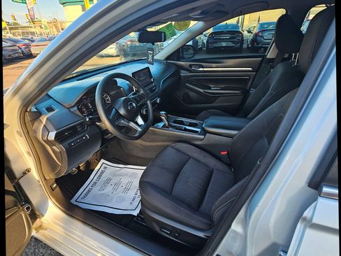 Used 2022 Nissan Altima 2.5 SV image 7