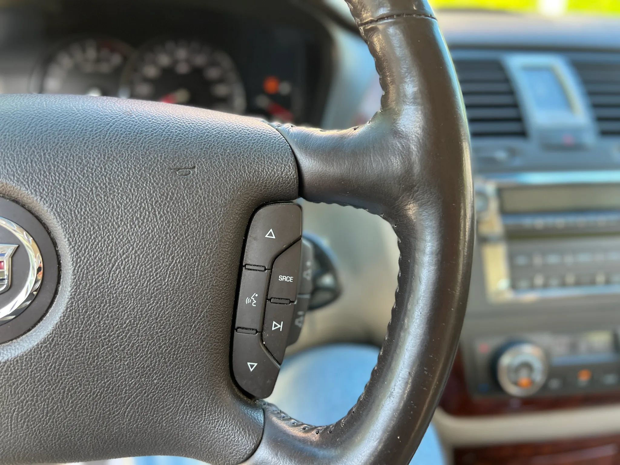 Used 2007 Cadillac DTS Luxury I FWD image 36