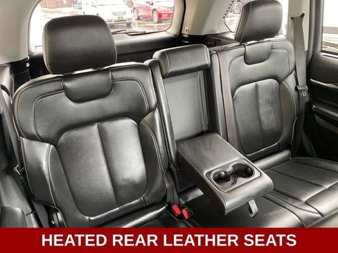 Certified 2022 Jeep Grand Cherokee Limited w/ Luxury Tech Group II image 13