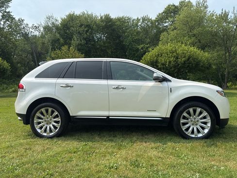 Used 2012 Lincoln MKX AWD image 35