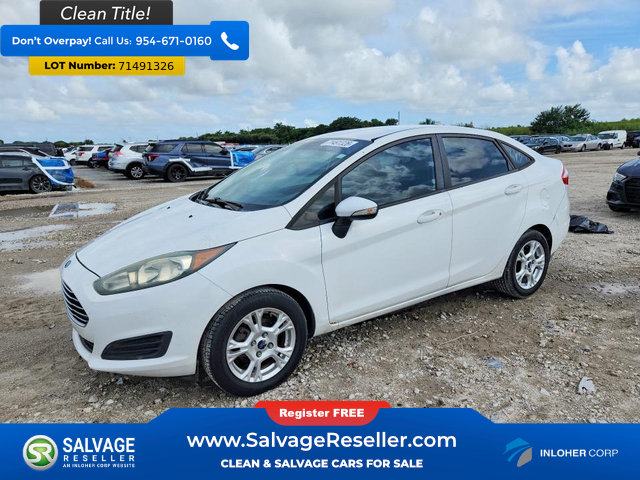 Used 2016 Ford Fiesta SE FWD image 1