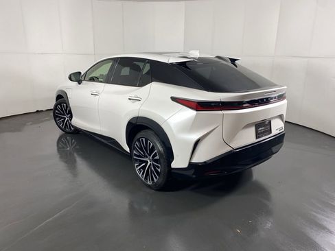 Certified 2023 Lexus RZ 450e Premium w/ Technology Package image 10