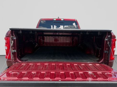 Used 2025 RAM 1500 Big Horn AWD/4WD image 19