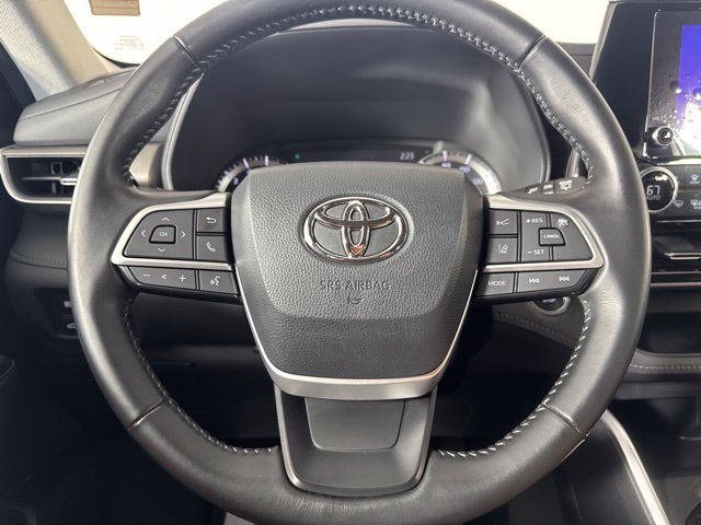Used 2023 Toyota Highlander LE AWD/4WD image 18