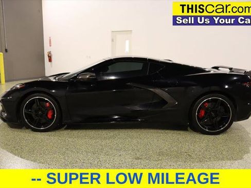 Used 2022 Chevrolet Corvette Stingray w/ Z51 Performance Package image 4