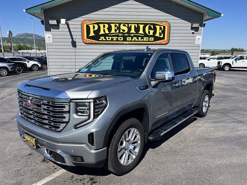 Used 2025 GMC Sierra 1500 Denali w/ Technology Package AWD/4WD image 1