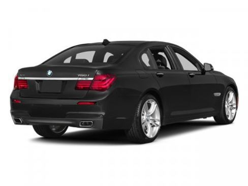 Used 2014 BMW 750Li image 2