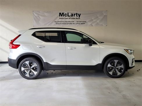 New 2026 Volvo XC40 B5 Plus w/ Protection Package Premier image 2