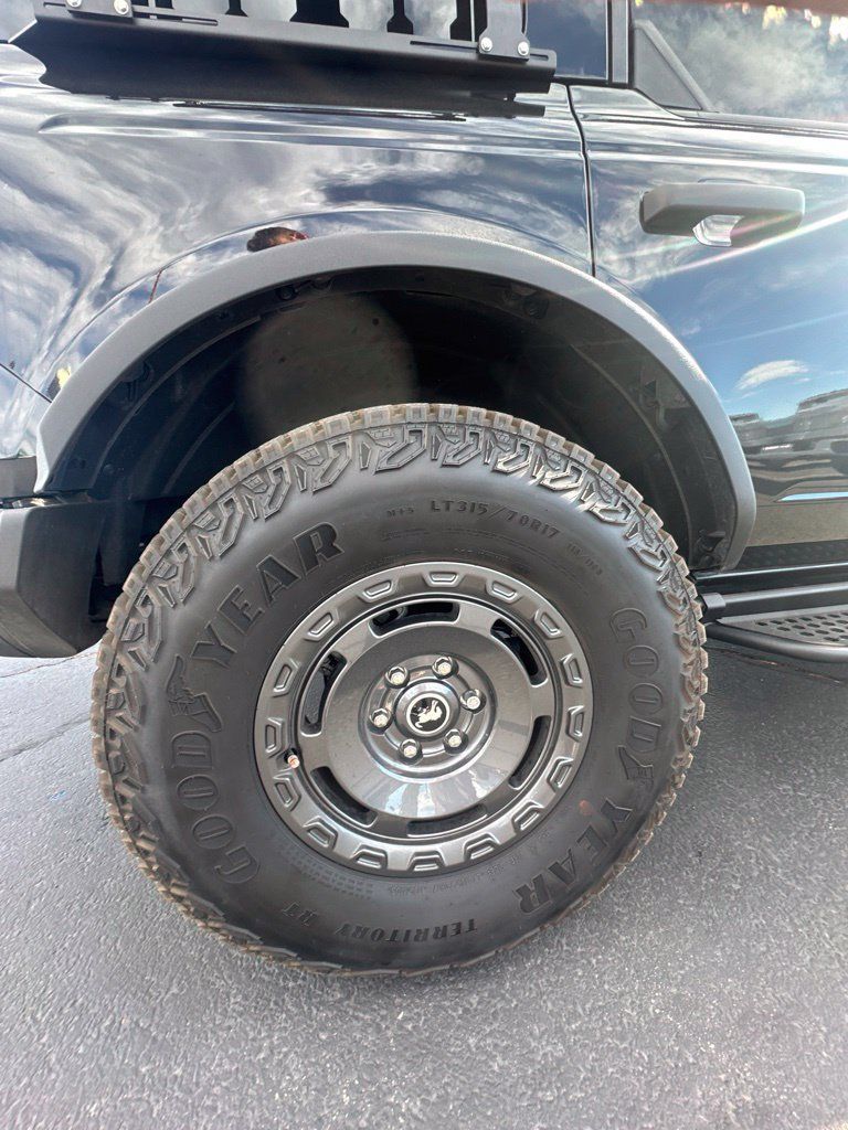 Used 2025 Ford Bronco Badlands w/ Sasquatch Package AWD/4WD image 13