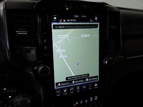 Used 2021 RAM 1500 Limited image 8