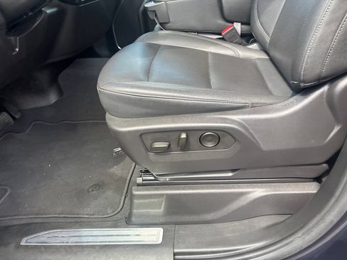 Used 2025 GMC Sierra 1500 SLT RWD image 22