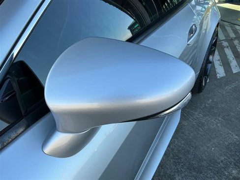 Used 2016 Lexus RC 200t image 12