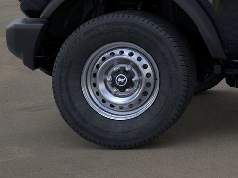 New 2025 Ford Bronco 4-Door image 21